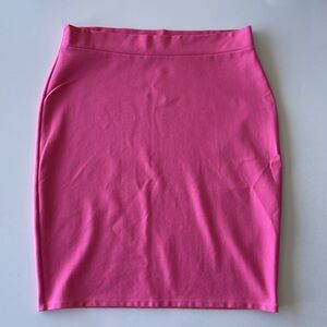 Slimming pencil skirt 💕 body con, shaping, flattering, like new!